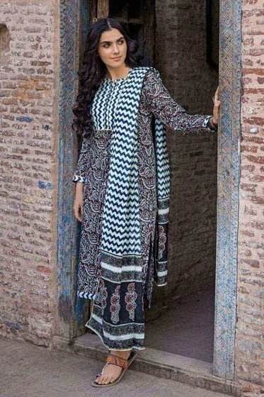 Gul Ahmed Lawn 3 Piece Suit Unstitched